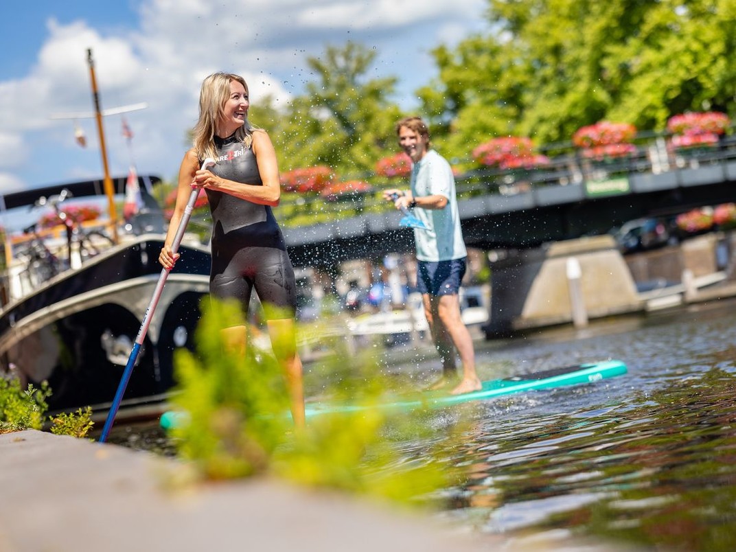 Group activities in South Holland